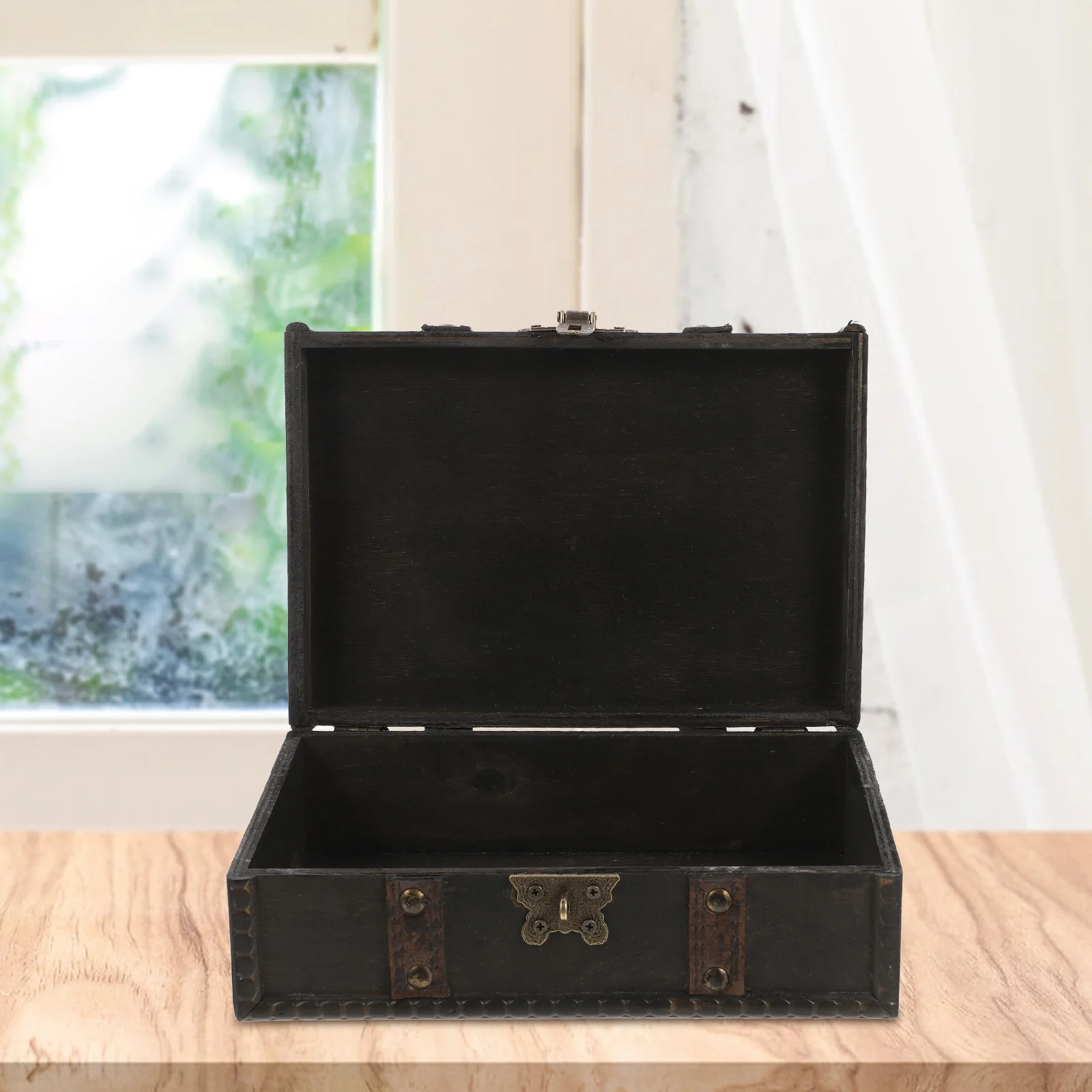 

Practical Wooden Vintage Trinket Storage Box