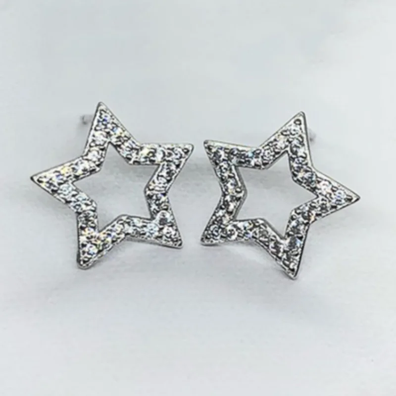 

Fashion Cute Star Earrings Hollow Five-pointed Star Earrings for Women Piercing Simple Fashion Versatile Women Jewelry