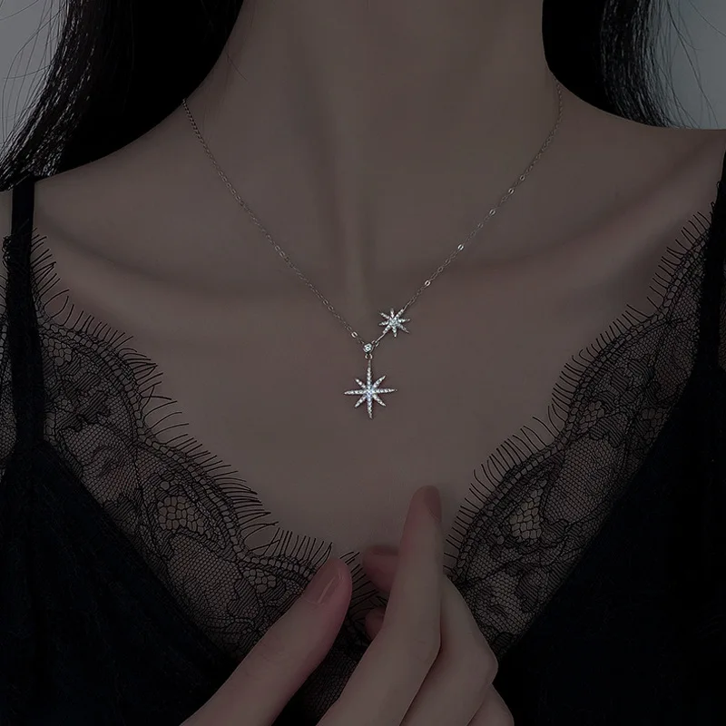 

Luxury Eight Stars Necklace with Diamond Female Neck Pendants Accessories for Women