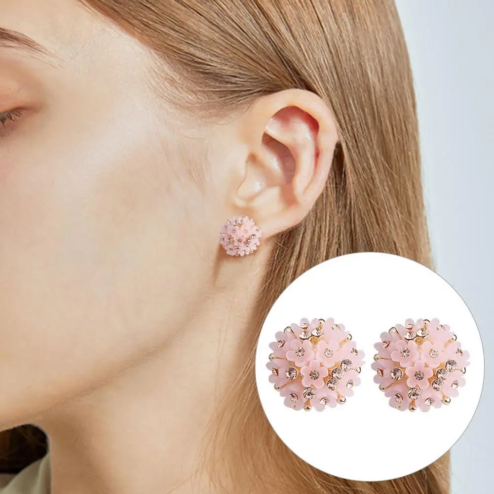 

1 Pair Earrings Anti-fade Compact Resin Strong Construction Flower Ball Women Earrings Party Supplies