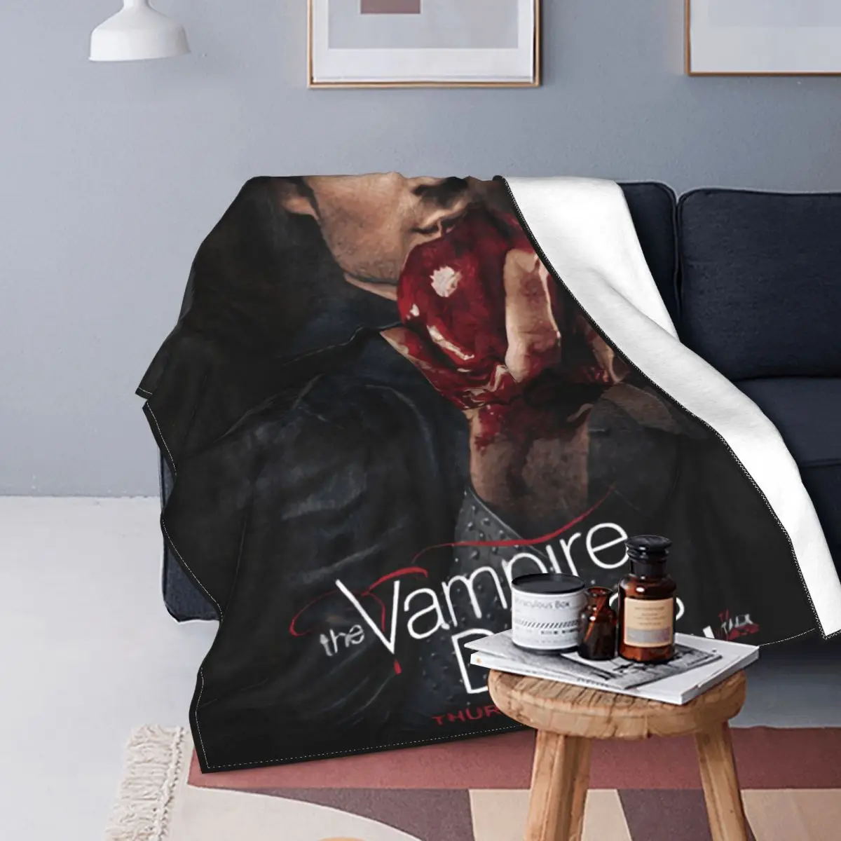 

The Vampire Diaries Damon Salvatore Blanket Warm Fleece Soft Flannel Fantasy Throw Blankets for Bedding Couch Office Spring