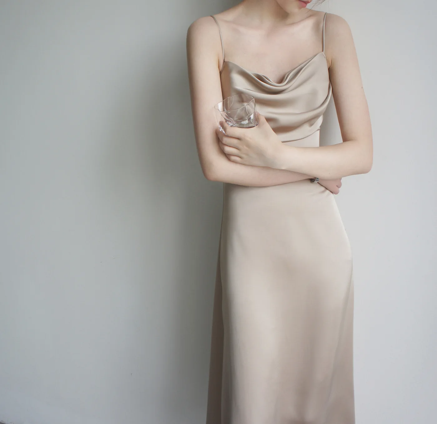 

Camisole Dress Women Champagne Color Satin Silky Smooth Slimming Long Dress Elegant Sexy Birthday Party Sleeveless Dresses