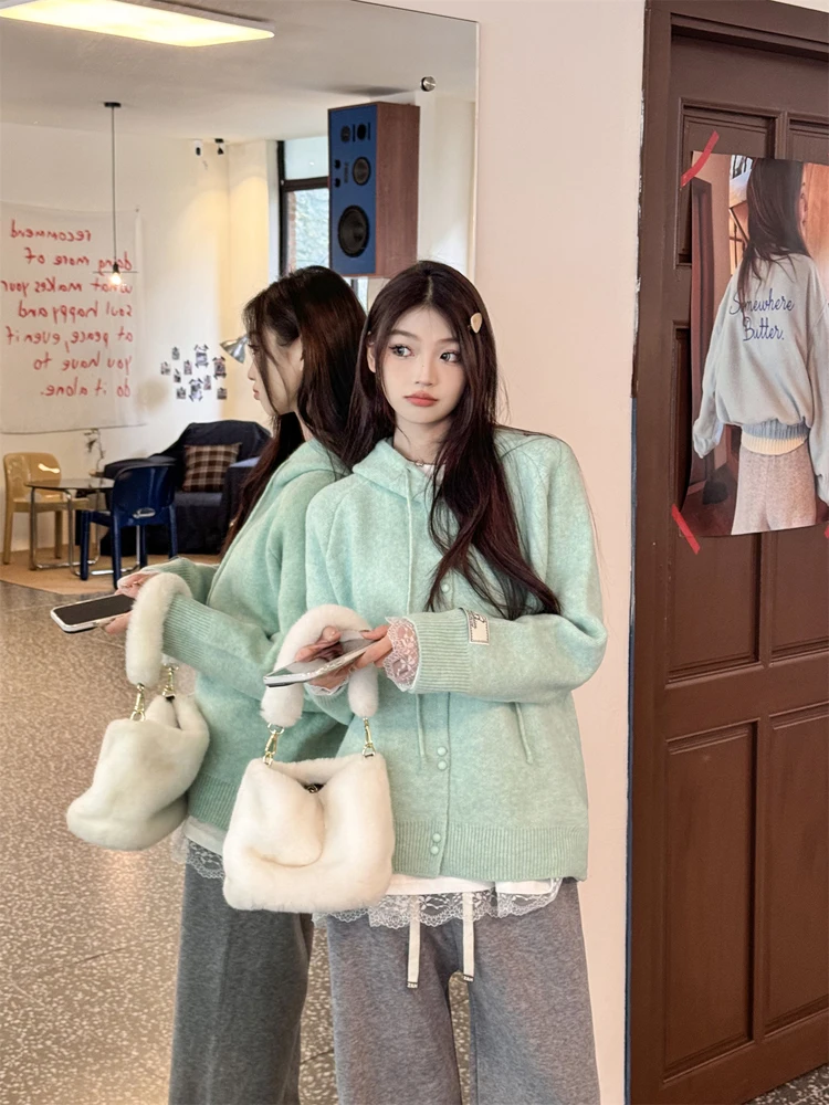 Mint Green Sweater Women Autumn and Winter New Hood Over fit knit Idle Sle Small Pullover Top Outerwear