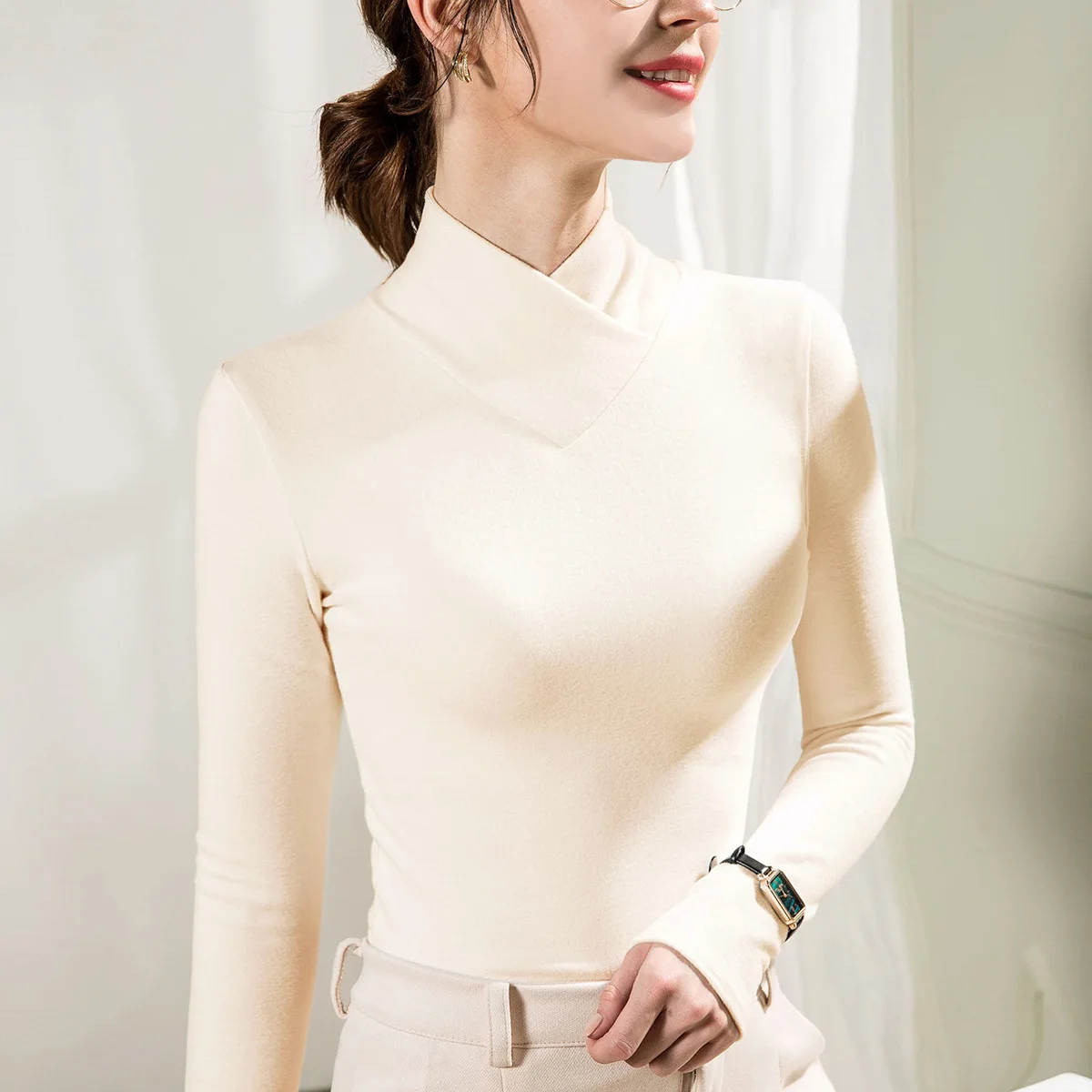 ΠΠ΅Π½ΡΠΊΠΈΠ΅ ΡΠΎΠΏΡ Ρ Π²ΡΡΠΎΠΊΠΈΠΌ Π²ΠΎΡΠΎΡΠ½ΠΈΠΊΠΎΠΌ ΠΈ Π΄Π»ΠΈΠ½Π½ΡΠΌ ΡΡΠΊΠ°Π²ΠΎΠΌ, ΠΠ΅Π½ΡΠΊΠ°Ρ ΠΎΠ΄Π½ΠΎΡΠΎΠ½Π½Π°Ρ ΡΠ΅ΠΏΠ»Π°Ρ ΠΎΠ΄Π΅ΠΆΠ΄Π°, ΠΆΠ΅Π½ΡΠΊΠ°Ρ Π·ΠΈΠΌΠ½ΡΡ ΠΈ ΠΎΡΠ΅Π½Π½ΡΡ ΠΎΠ΄Π΅ΠΆΠ΄Π° Blauses ΠΠ΅Π½ΡΠΊΠΈΠ΅ ΡΠΎΠΏΡ Ρ Π²ΡΡΠΎΠΊΠΈΠΌ Π²ΠΎΡΠΎΡΠ½ΠΈΠΊΠΎΠΌ ΠΈ Π΄Π»ΠΈΠ½Π½ΡΠΌ ΡΡΠΊΠ°Π²ΠΎΠΌ, ΠΠ΅Π½ΡΠΊΠ°Ρ ΠΎΠ΄Π½ΠΎΡΠΎΠ½Π½Π°Ρ ΡΠ΅ΠΏΠ»Π°Ρ ΠΎΠ΄Π΅ΠΆΠ΄Π°, ΠΆΠ΅Π½ΡΠΊΠ°Ρ Π·ΠΈΠΌΠ½ΡΡ ΠΈ ΠΎΡΠ΅Π½Π½ΡΡ ΠΎΠ΄Π΅ΠΆΠ΄Π° Blauses