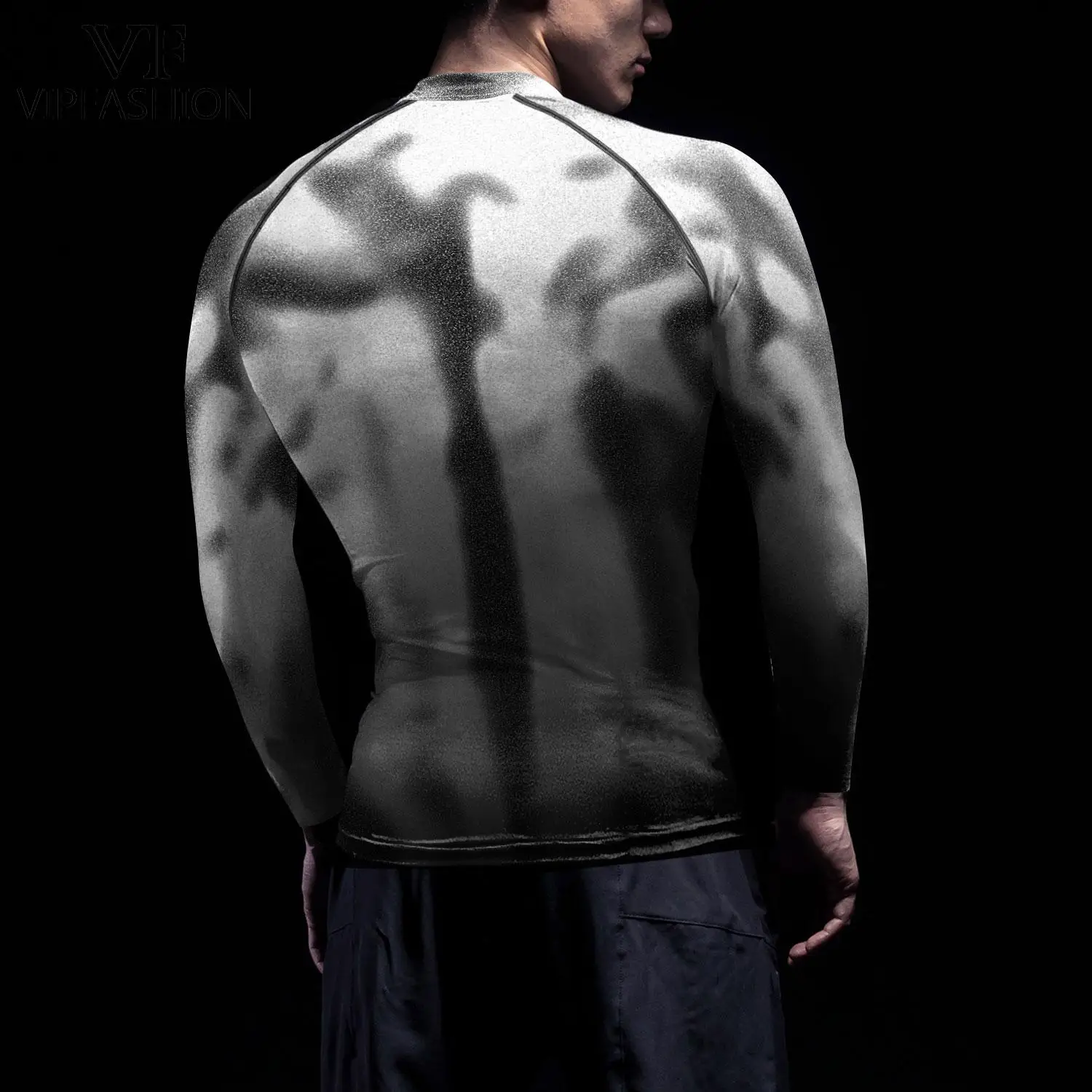 Футболка мужская эластичная с длинным рукавом принтом