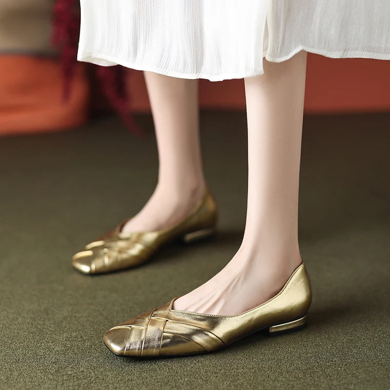 Gold square head woven cowhide women's shoes with low heels thick heels and ribbed soles simple women's shoes
