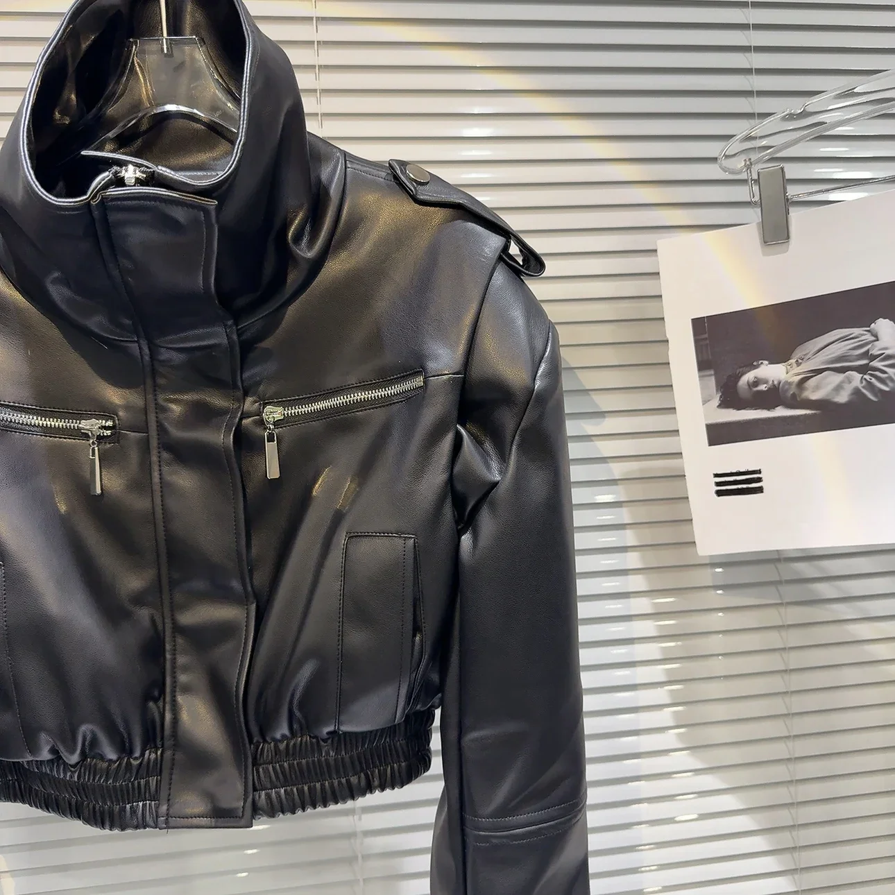 Рисунок 5 - Женская зимняя короткая Стеганая Кожаная куртка