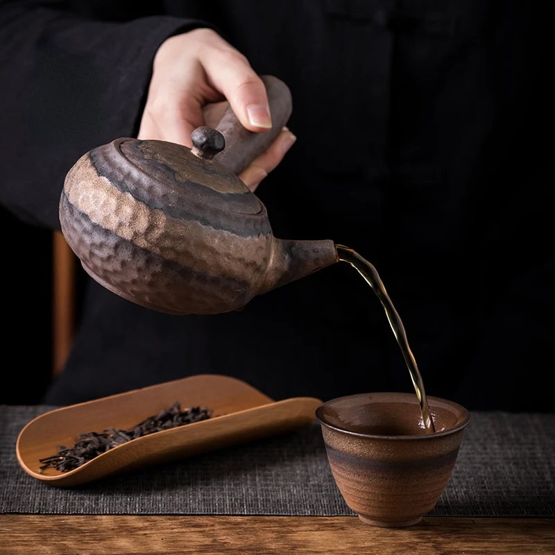 Rough Pottery Hammer Pattern Side Handle Teapot Retro Kung Fu Tea Set Maker Ceramic Household Single Kettle |