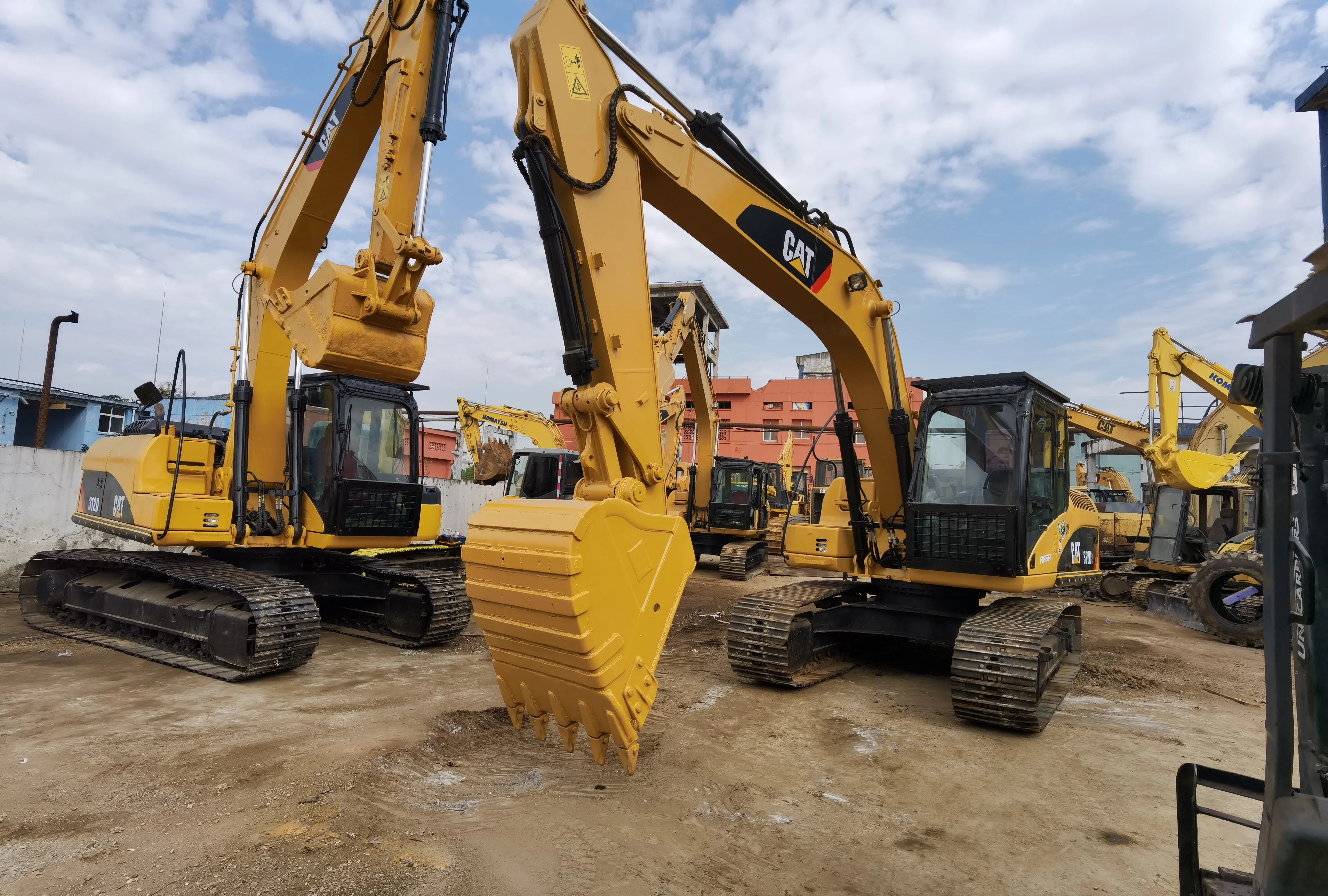 Рисунок 2 - Хорошая цена, б/у экскаватор Cat 320D2