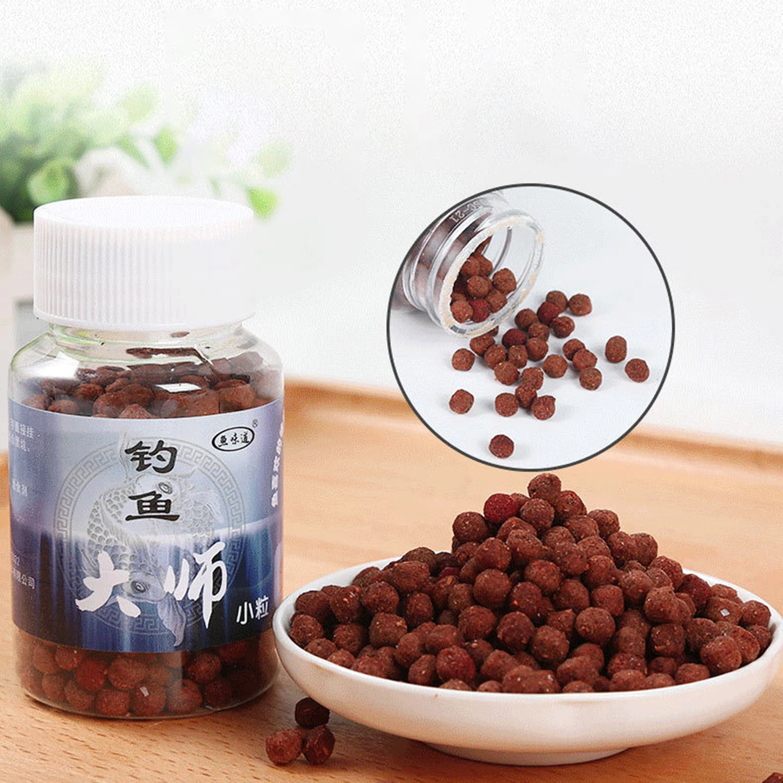 

1 Bottle Portable Fishing Baits Worm Smell Grass Carp Feeder Lure Formula for Stream Rod Pellets Hook Up Fish Food Accessories