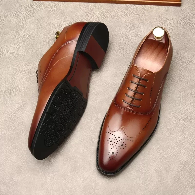 

Genuine Leather Italian Design Lace Up Formal Wedding Black Business Party Dress Shoe Men Fashion Oxford Shoes Men Brogues Shoes
