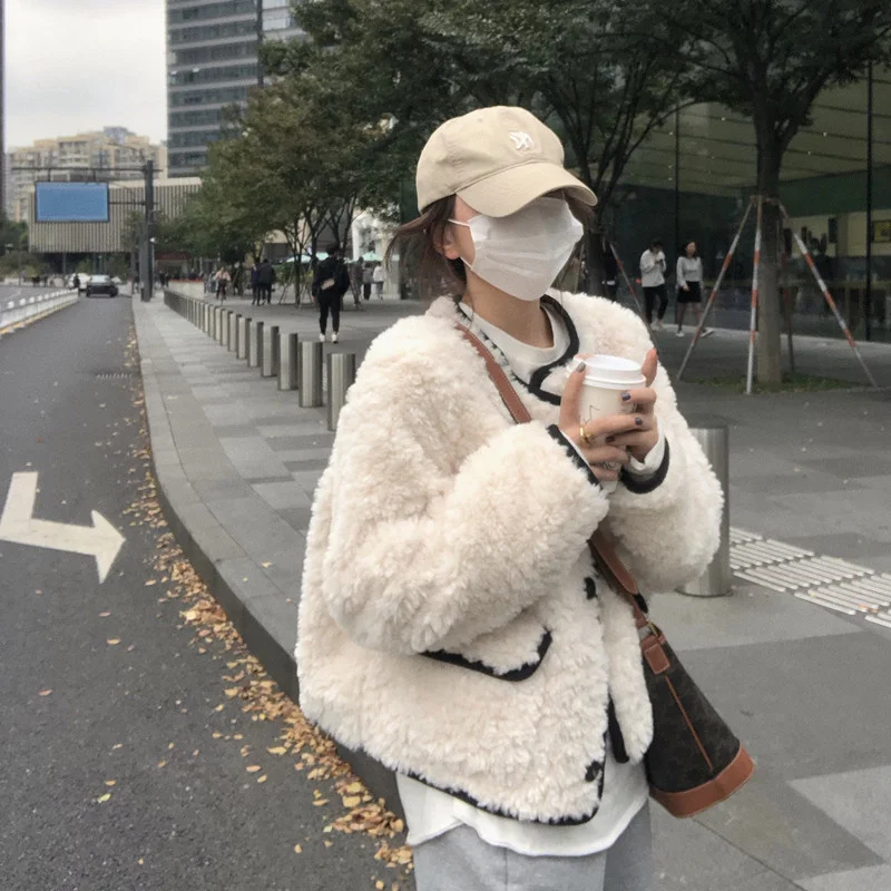 

lamb wool coat women's loose round neck contrast edge Plush coat