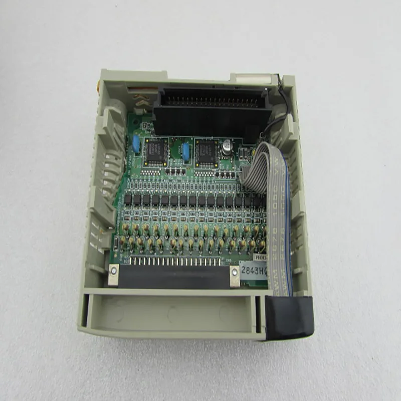 

Original plc CP1L-L10DTD