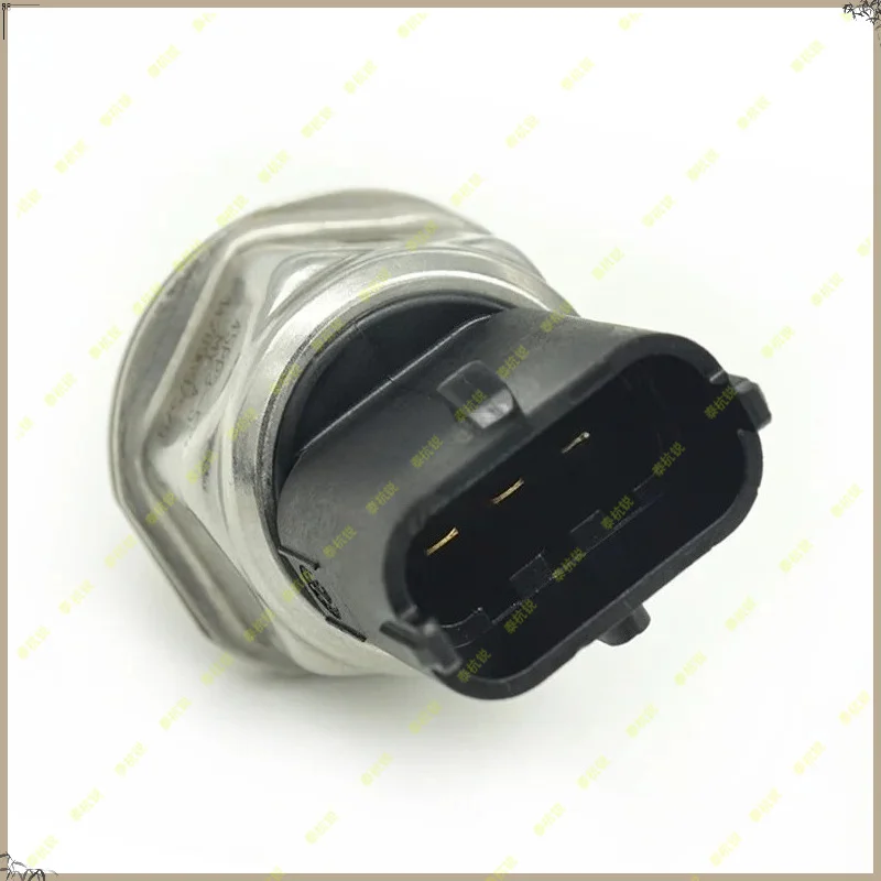 Фото Датчик давления топлива 45PP3-5 (1 шт.) для Opel Astra J Corsa D 1.7 CDTI 55584473 15282576583, C156-A154 824002 824026 №5
