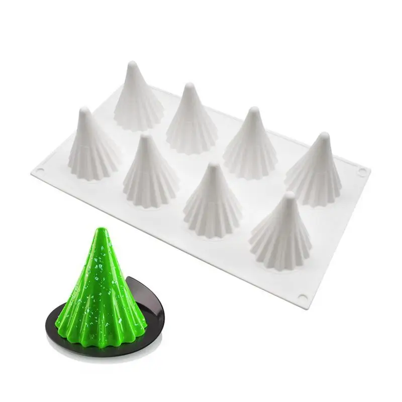 

Christmas Tree Mold Silicone 8-Cavity Christmas Chocolate Mould 3D Mold Easily Demoulding Christmas Trees Patterns Enjoy Your
