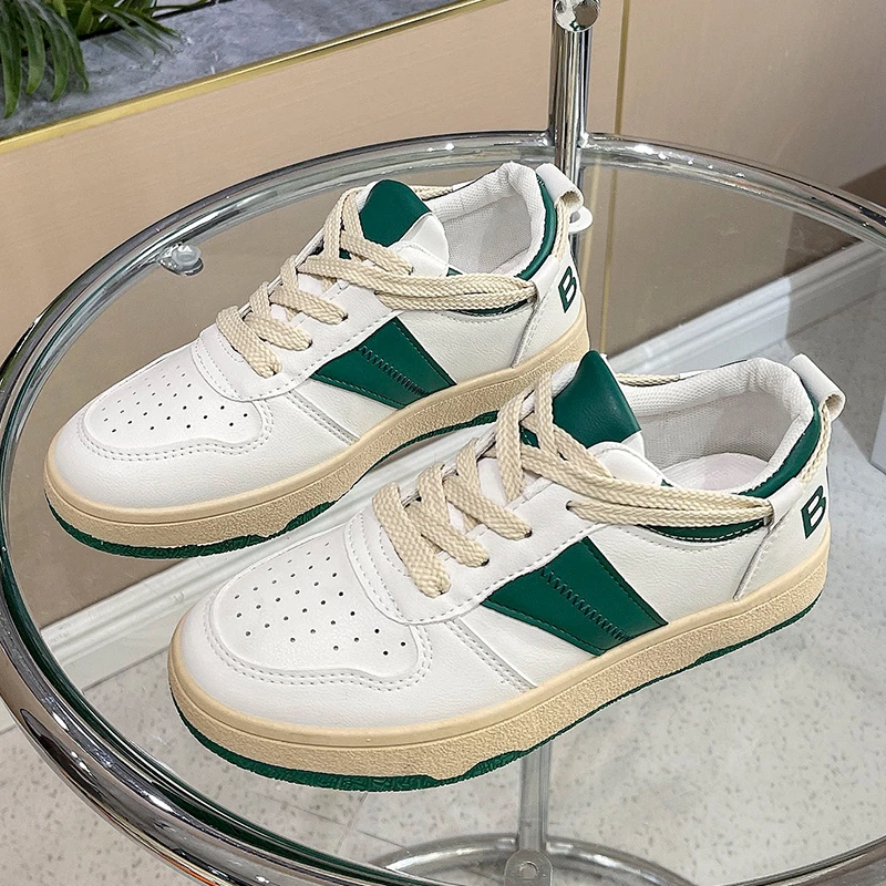 Vintage looking running shoes Clearance