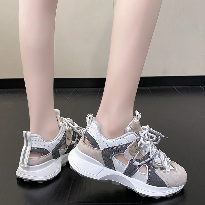 Elegant Woman Shoes With Low Heels Platform Sports Women's Brand Skateboard Sneakers Trends 2023 Sabot Pink Loafer Loafers New