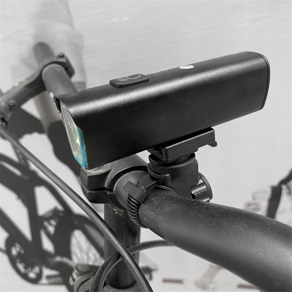 Велосипедный фонарь для велосипеда 2022 GaCIROn V20s V9cp 550 800 400 люмен держатель передней