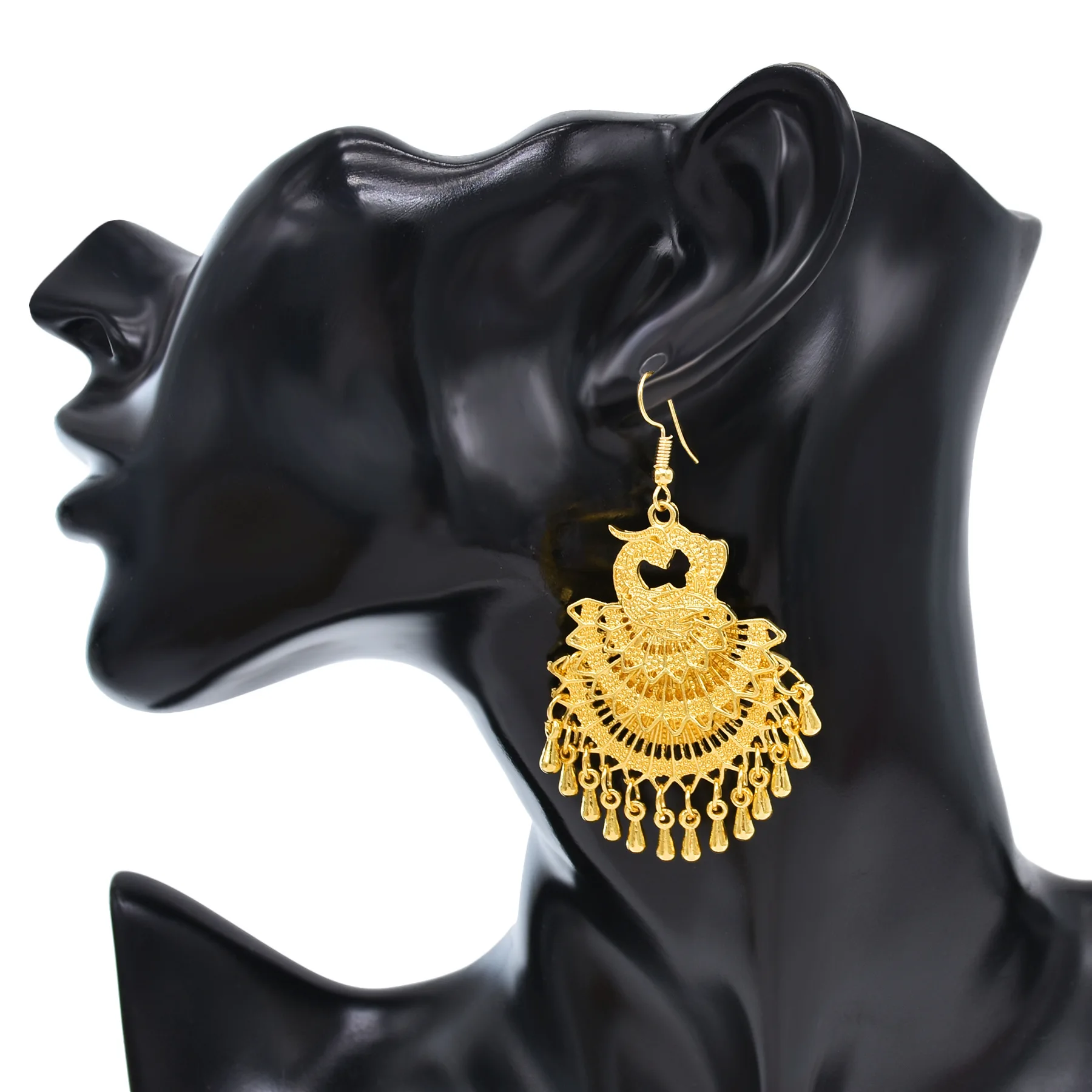 

Новые трендовые золотистые серебристые металлические серьги-подвески в виде павлина для женщин, богемные индийские очаровательные серьги, эффектные женские ювелирные изделия, подарки
