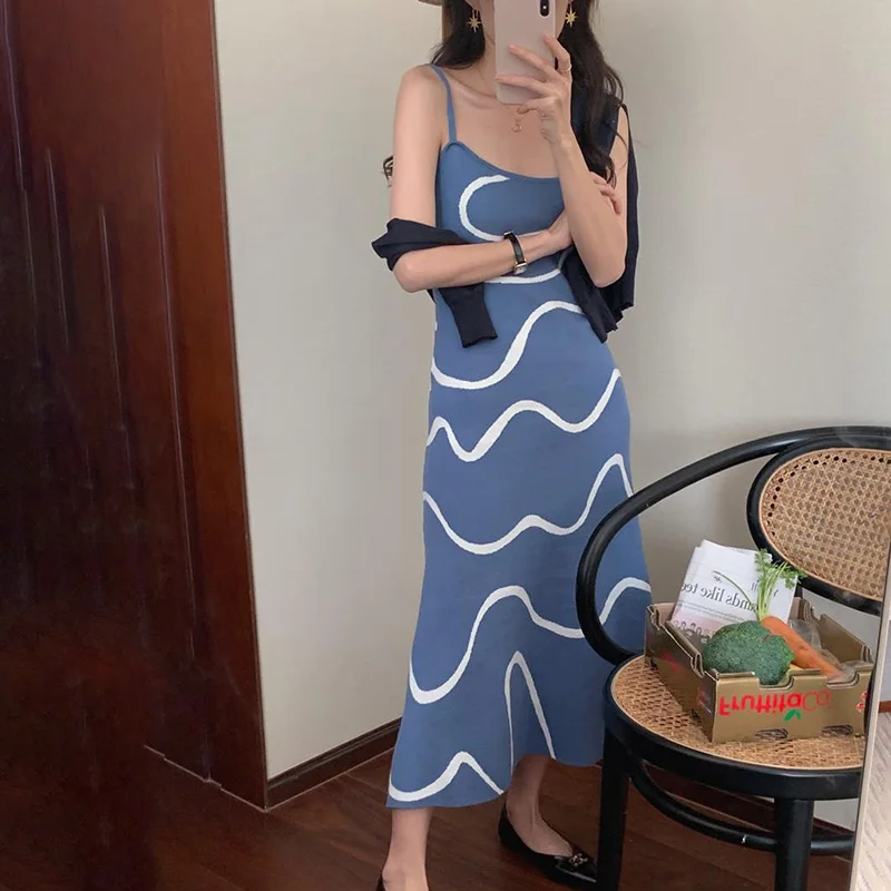 

Vintage Jacquard Striped Knitted Party Dress Women Elegant Spaghetti Strap Long Maxi Dress Simple Summer Dress Beach Slim