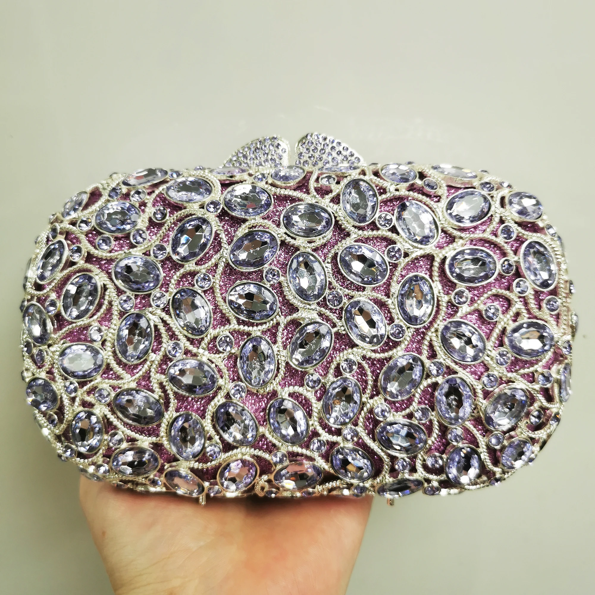 

Woman Hollow Out Light Purple Clutch Purse Wedding Bridal Banquet Crystal Handbag Birthday Party Dinner Gift Diamond Evening Bag