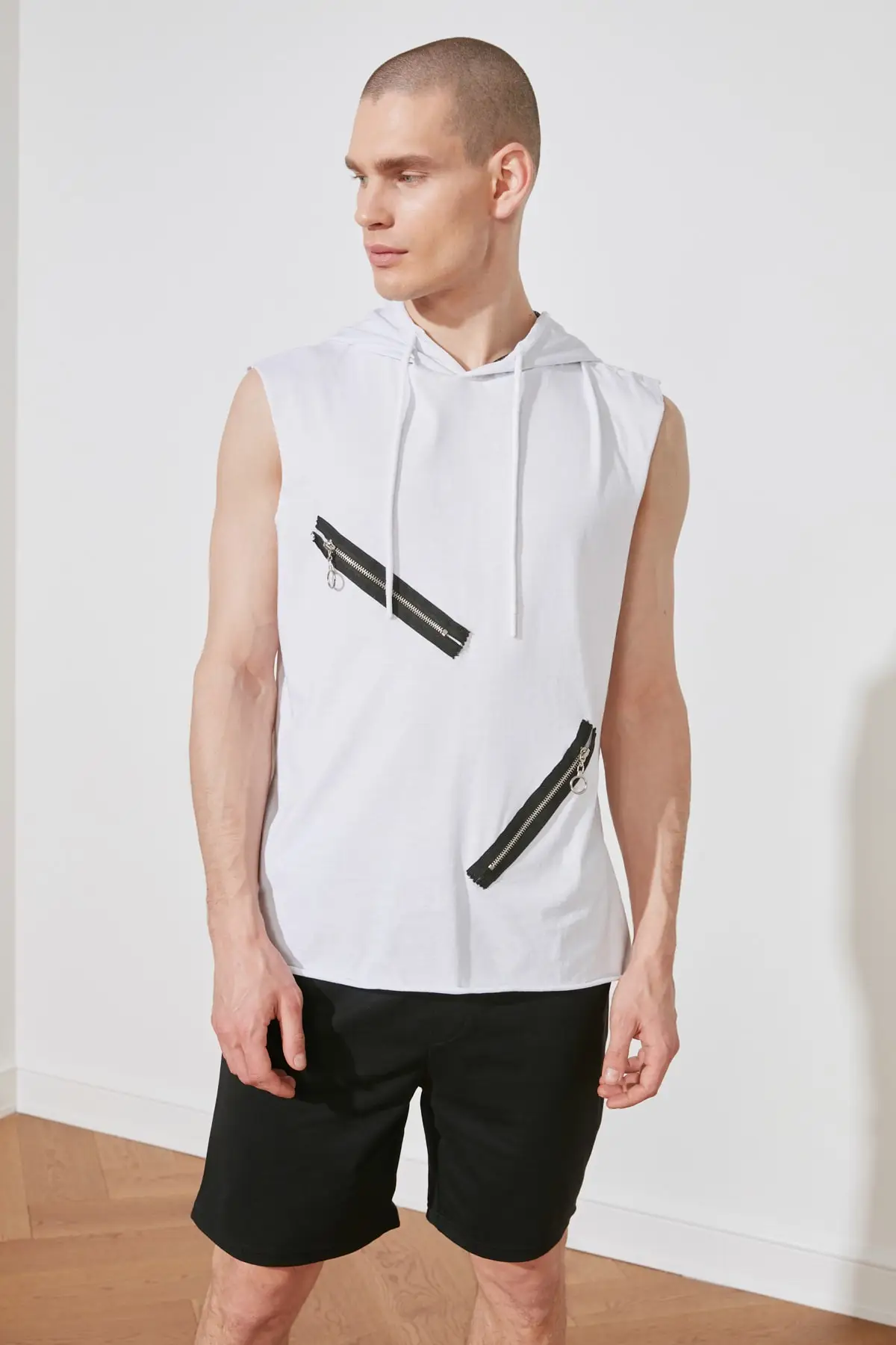

Trendyol Male Undershirt TMNSS21AL0068