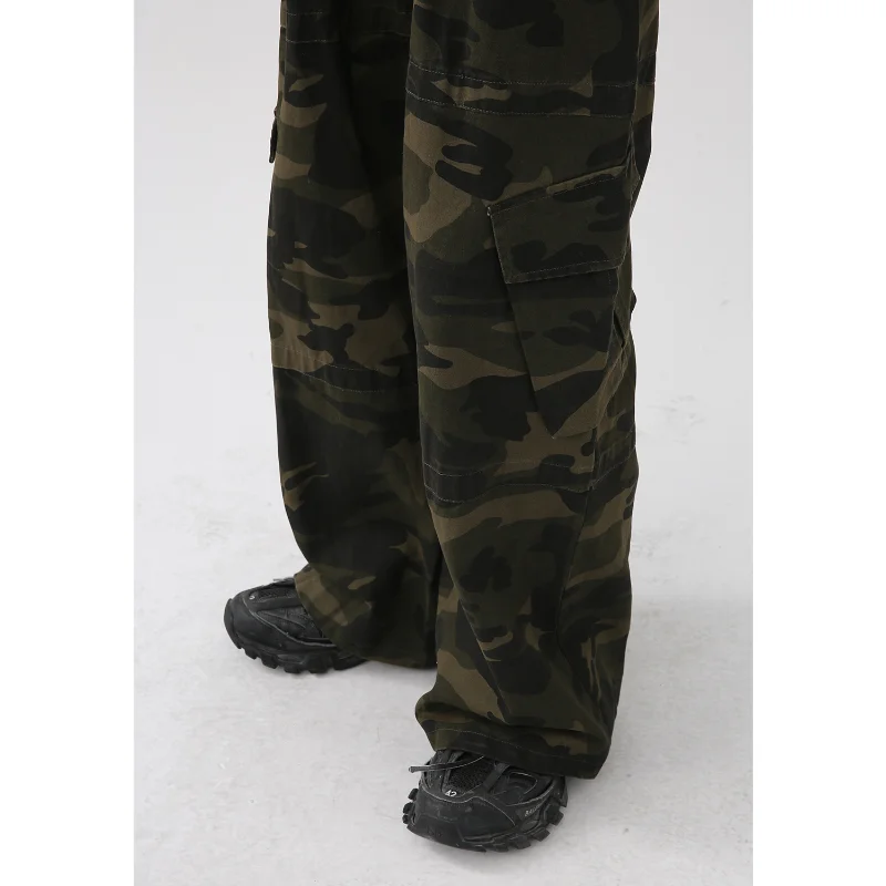 2022 Autumn New Products Camouflage Personality Loose Straight Trend Overalls Men Oversized Retro Lapel Fashion Jeans for Men