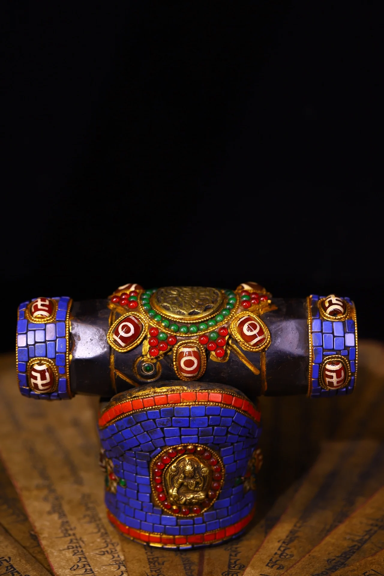 Статуэтка из метеорита SIYAO