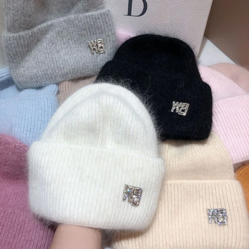 2022 New Real Rabbit Fur Beanies Winter Hat for Woman Luxury Rhinestones Letter Knit Bonnet Lady Autumn Winter Warm Skullies