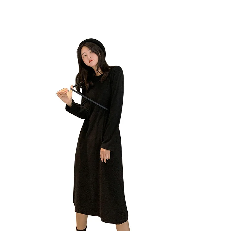 Платье женское однотонное с длинным рукавом свободная удлиненная футболка до - Фото №1