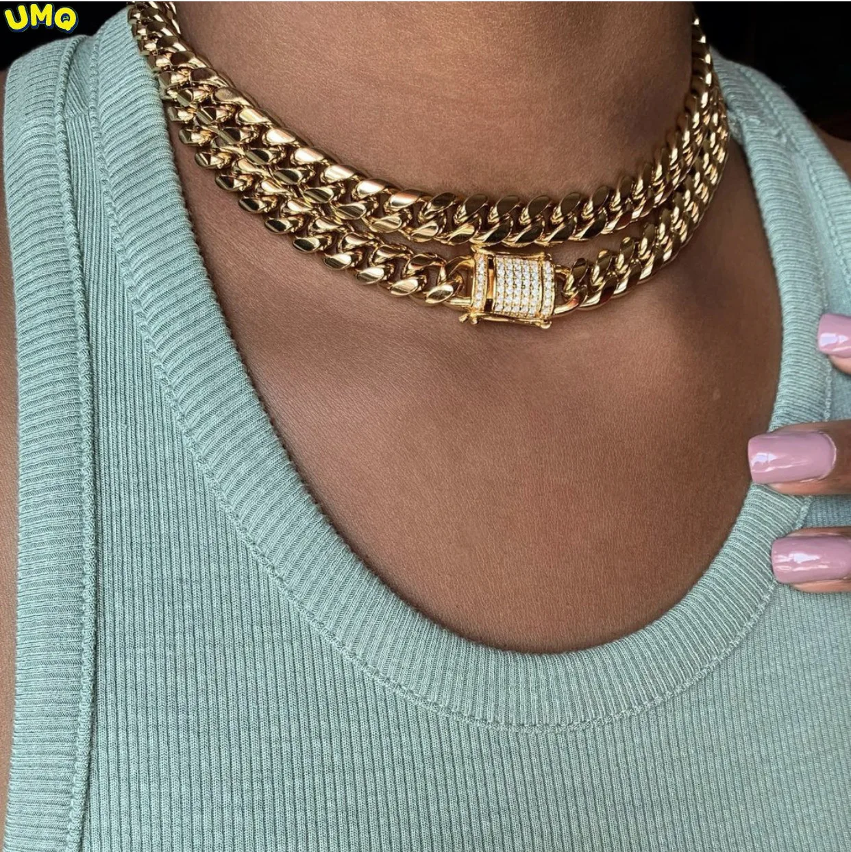 

Fashion jewelry Hip Hop Inlaid with Diamond Cuban Button Necklaces Women's Metal Aluminum Chain Necklace Setgifts for Women