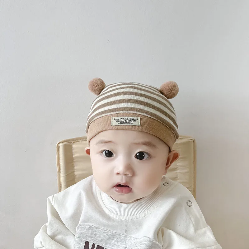

Autumn and Winter Classic Striped Knitted Tire Cap