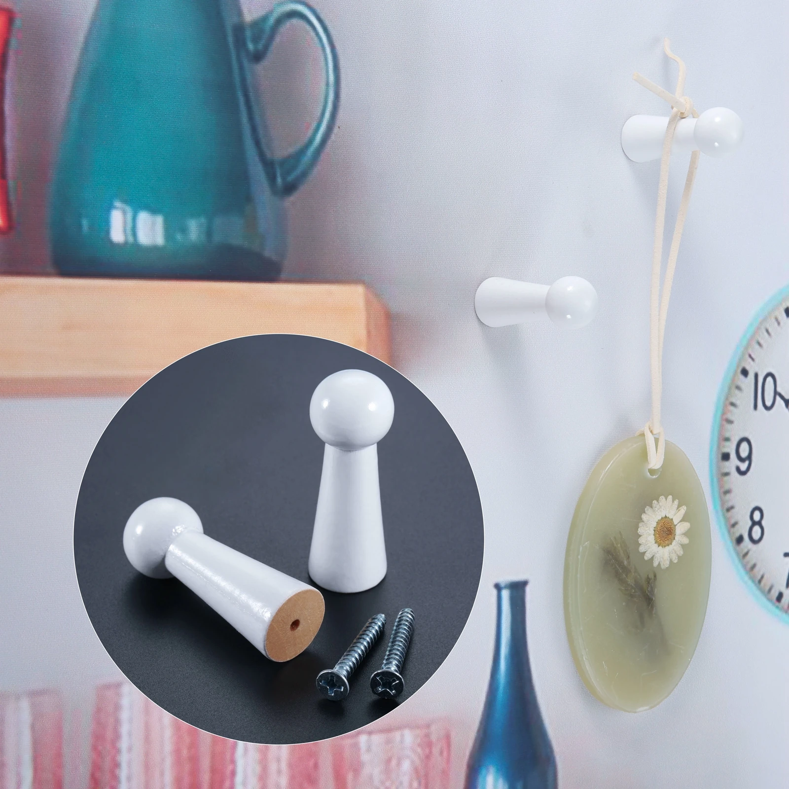 

Деревянные вешалки в форме куклы 2 шт.