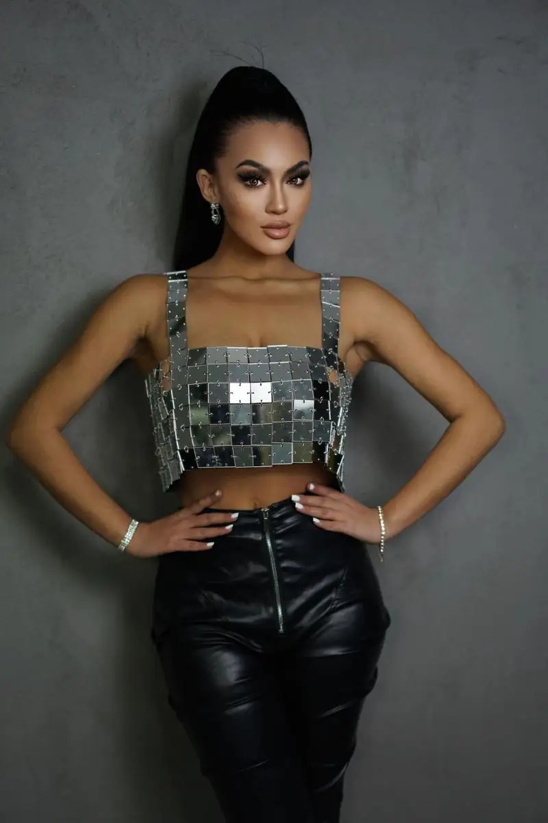 

Женский короткий жилет в европейском и американском стиле, Стильный акриловый топ в стиле пэчворк для ночного клуба, 1 шт., на лето