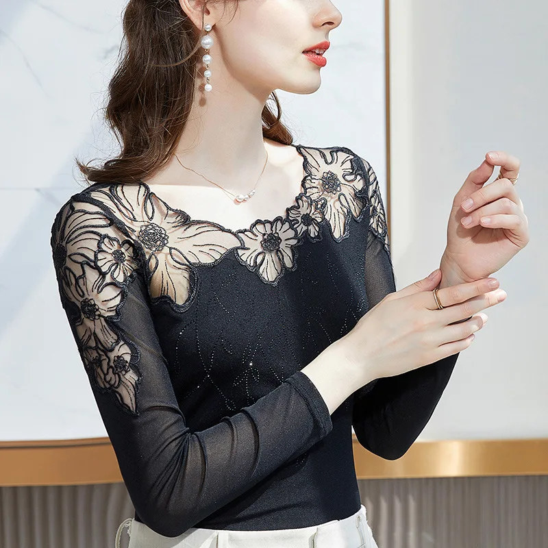 

Новинка 2023, осенняя женская нижняя рубашка, модная кружевная вязаная крючком сетчатая женская футболка с длинным рукавом, лидер продаж, черные топы