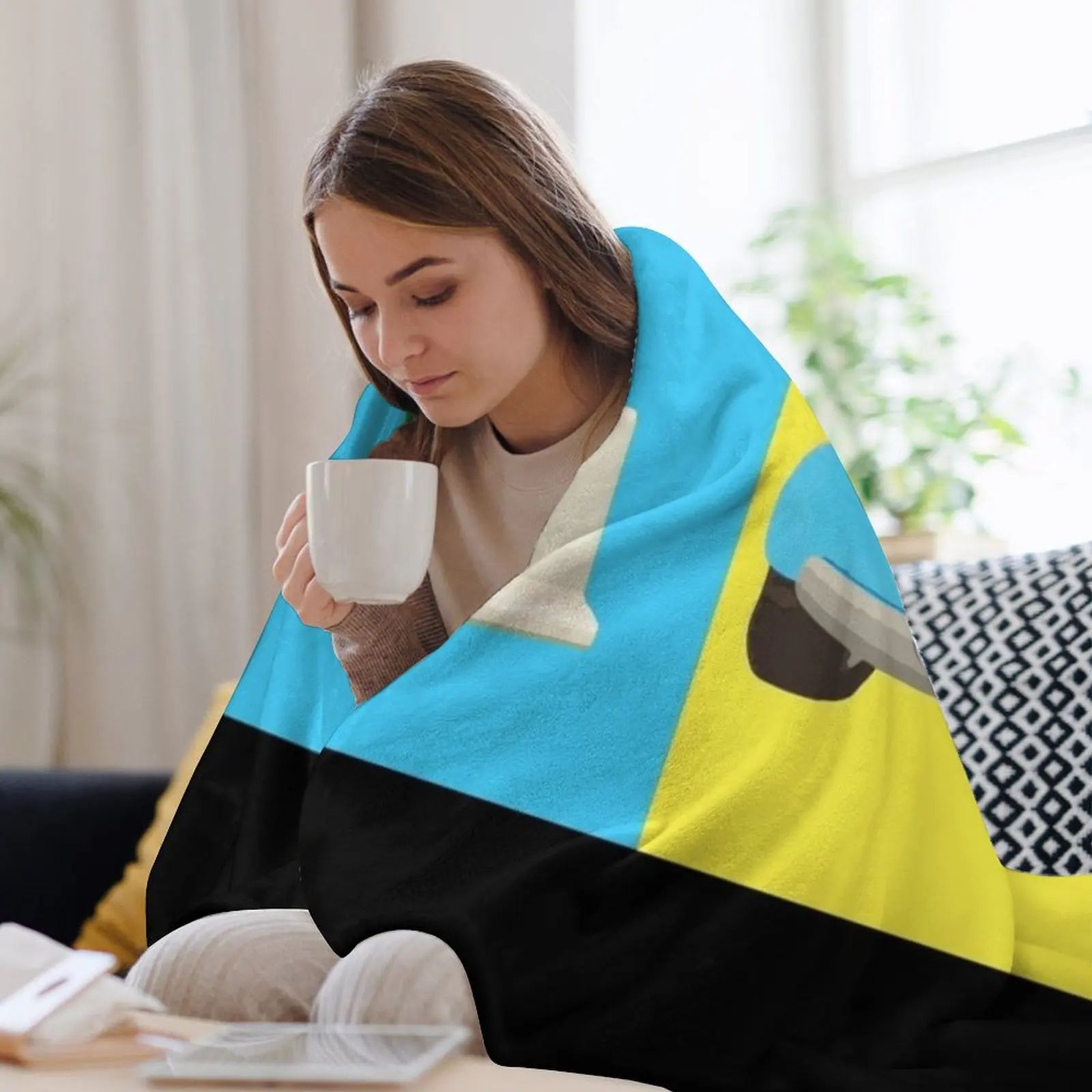 Лев грузовик - поп-арт лифтинг совок и ЛЕВ пледы термобелье для путешествий аниме