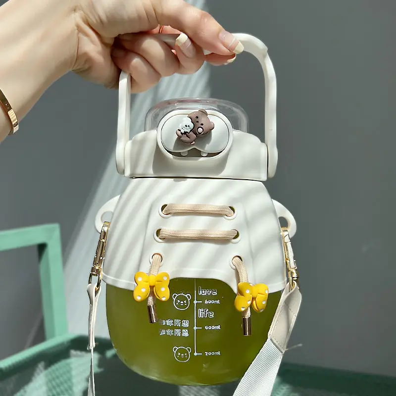 

Корейская кавайная Современная бутылка для воды маркер времени мультяшная большая емкость бутылка для воды 2 литра дорожная бутылка для во...