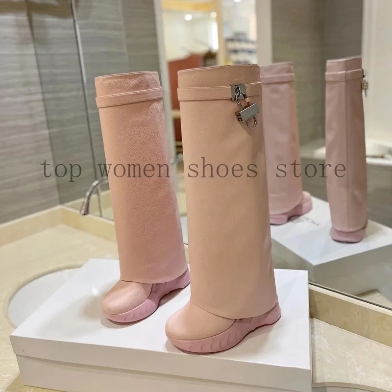 Сапоги до колена из натуральной кожи с круглым носком на танкетке в уличном стиле