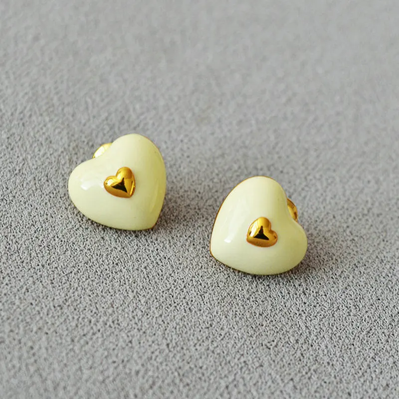 

2022 Hot Sale Fashion Jewelry Golden Enamel Heart Handmade Stud Earrings For Women