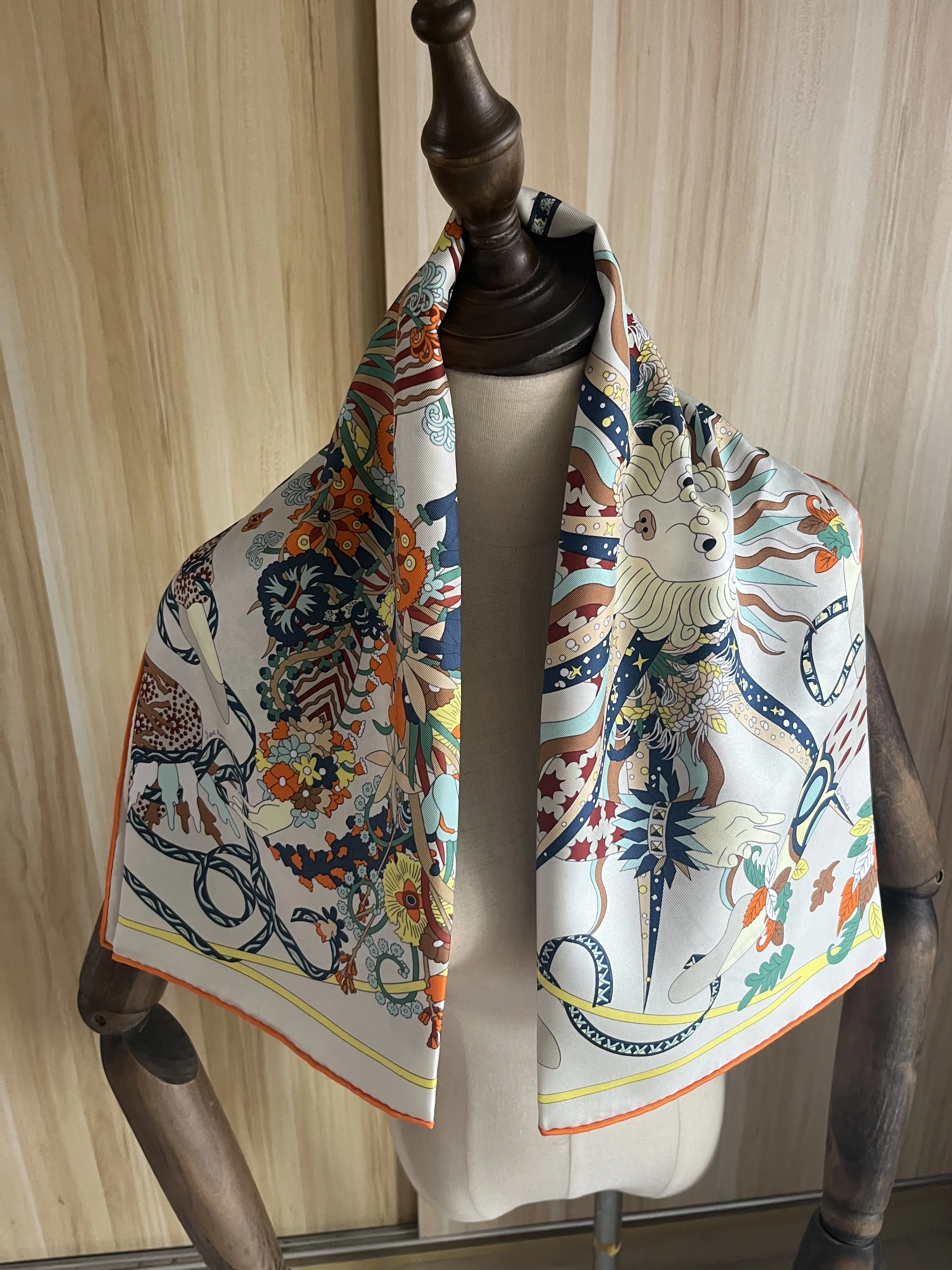 

2022 Новое поступление модный элегантный белый 18 мм 100% шелковый шарф 90*90 см квадратная шаль саржевая накидка для женщин подарок для девушек