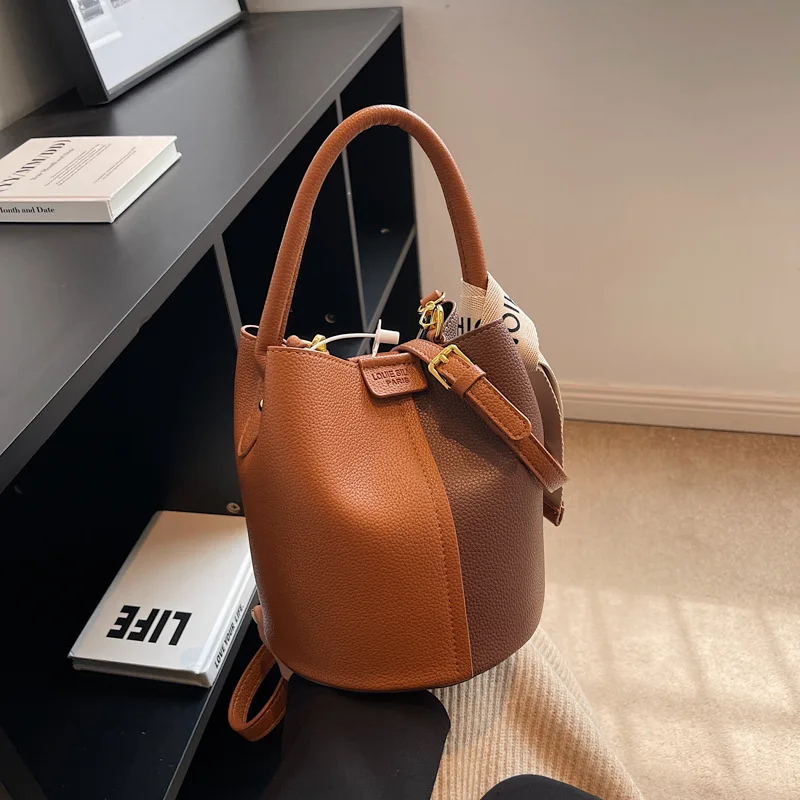 

Bucket Bag Large Capacity Women's New Vintage Simple Handbag Soft PU Panel Contrast Color Single Shoulder Crossbody Women's Bag