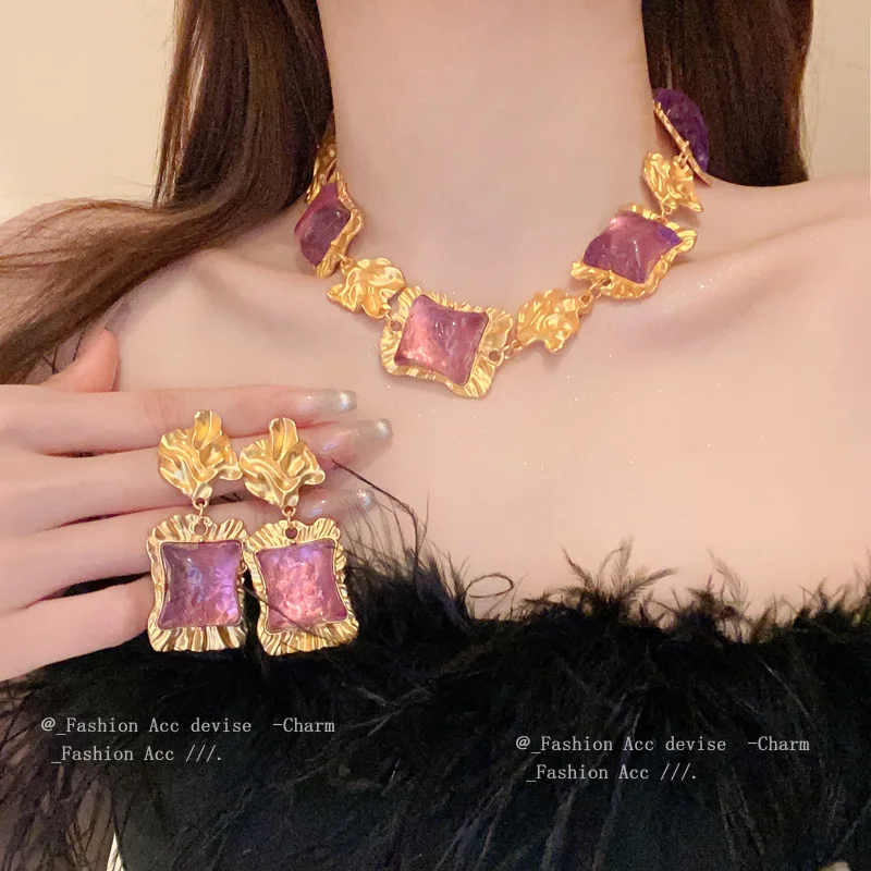 Ассиметричные геометрические серьги из смолы для женщин