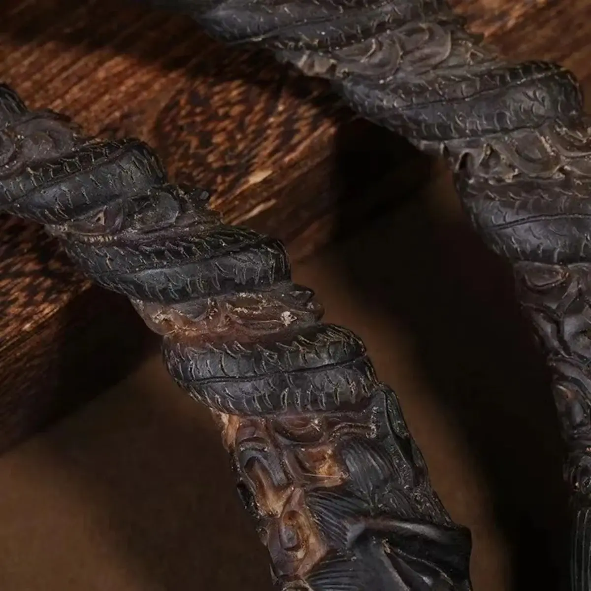 Natural Tibetan Hoh Xil Sheep Horn Whole Ornaments Collection A Pair Of Reflux Old Materials Full Corner High-Grade Gifts