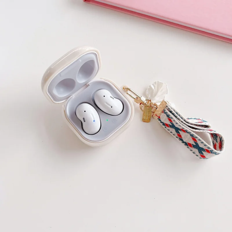 

Lovely Heart Shell Pendant Case for Samsung Galaxy Buds Live Buds Pro Buds2 Pro Case Cover with Lanyard