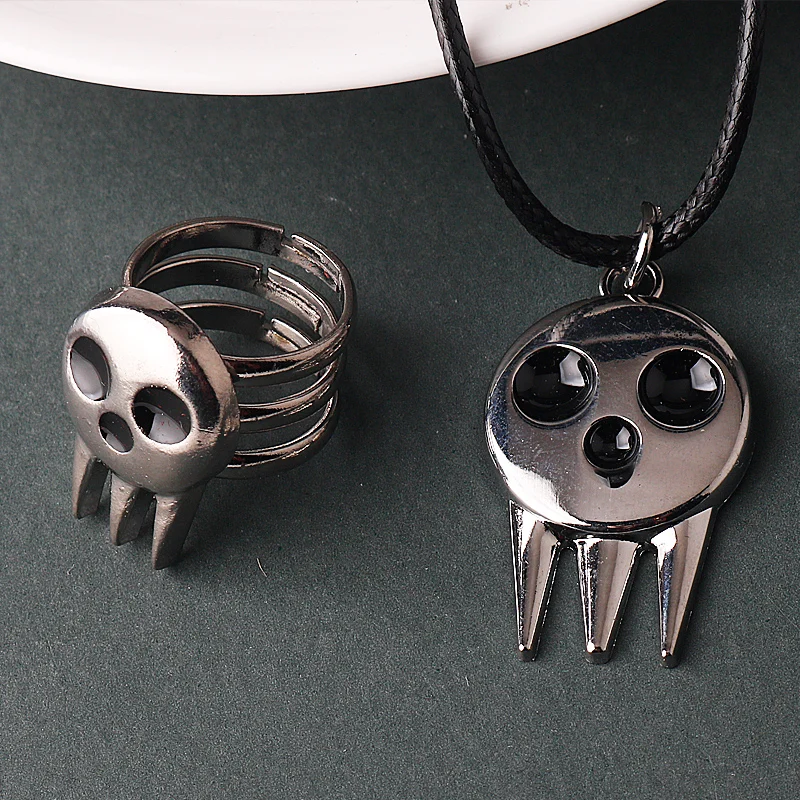 

Fashion Anime Soul Eater Death Cosplay Costumes Ring Necklace Pendant Props Action Figure Toys for Kids Boy Gift