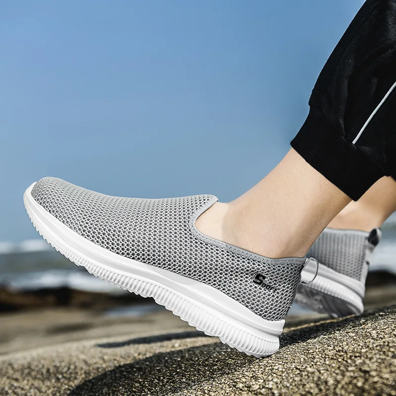 

Summer Mesh Men Shoes Lightweight Sneakers Men Fashion Casual Walking Shoes 2021 Breathable Mens Loafers Zapatillas Hombre
