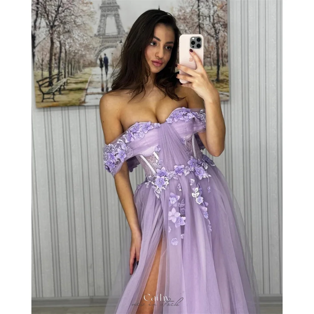 Женское свадебное платье с открытыми плечами без рукавов высоким разрезом