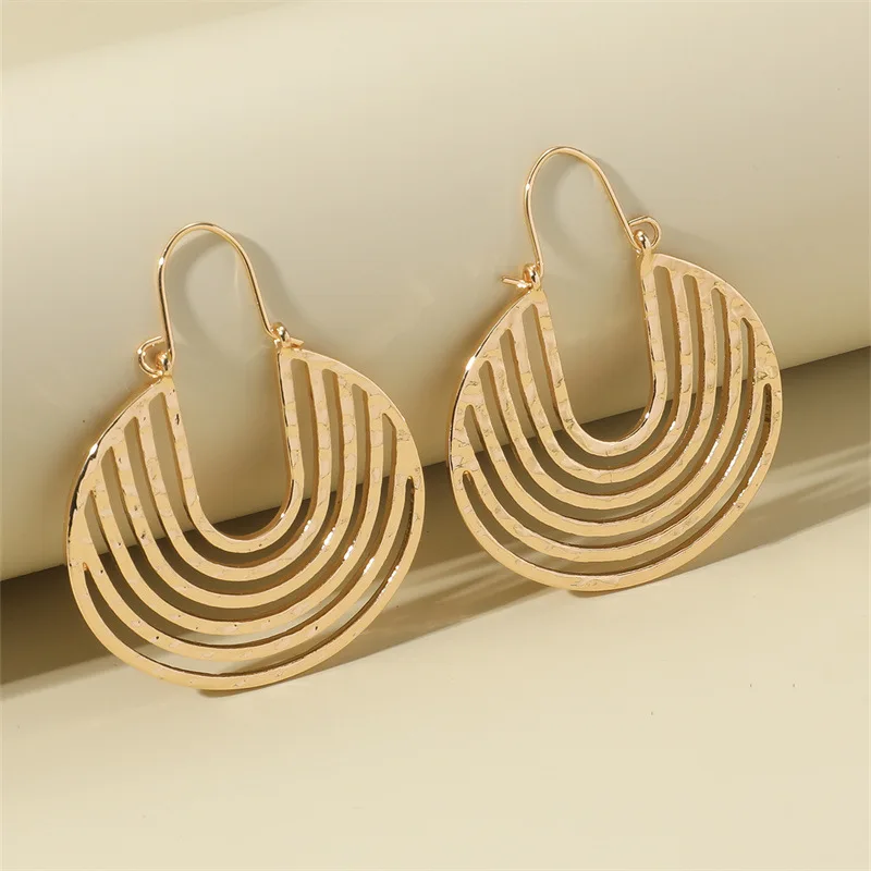

Trendy Jewelry Metal Drop Earrings Hot Sale Popular Style Europe and America Design Gold Color Dangle Earrings For Womne Gifts