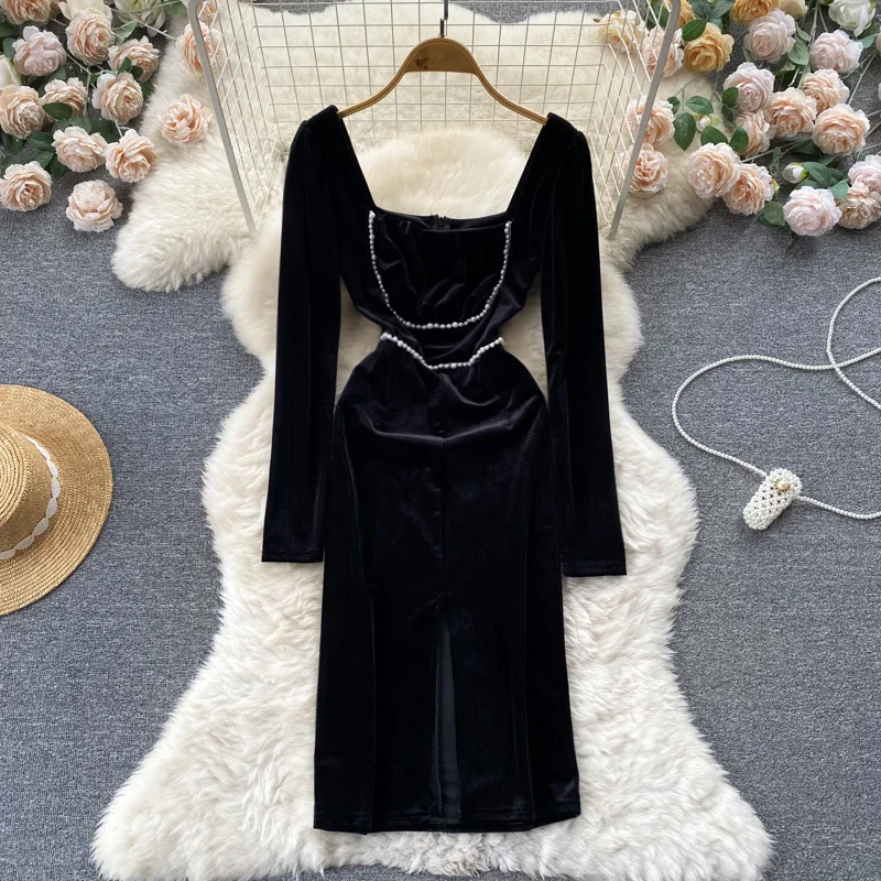 

Autumn and Winter New Design Sense Beaded Square Collar Gold Velvet Long-sleeved Open Hip Evening Dress
