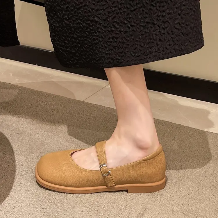 

Spring and Autumn Ladies Flat Shoes Mary Jane Shoes Low Heel Dress Shoes Black Square Toe Buckle Shoes Retro Office 35-40